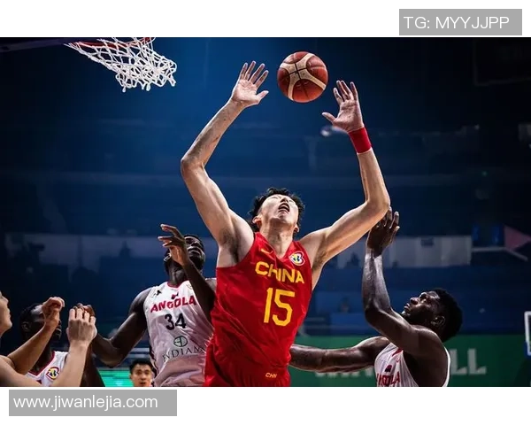 中国男篮迎战安哥拉队全力争胜展现团队实力与竞技精神 中国男篮迎战安哥拉队全力争胜展现团队实力与竞技精神