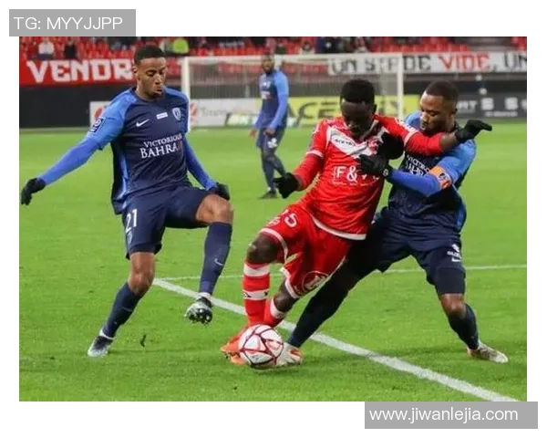 巴黎FC迎战沙托鲁争夺法乙联赛重要积分之战 巴黎FC迎战沙托鲁争夺法乙联赛重要积分之战